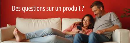 Banni&egrave;re de pharmacie en ligne avec couple consultant un t&eacute;l&eacute;phone et invitation &agrave; poser des questions sur un produit